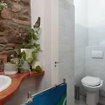 Dimora Rimbaud, Tra Sogno E Realta