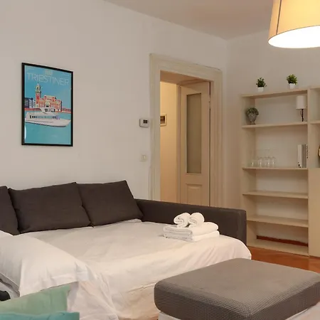 Apartment Dimora Rimbaud, Tra Sogno E Realta *