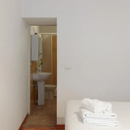 Dimora Rimbaud, Trieste Tra Sogno E Realta * Triest