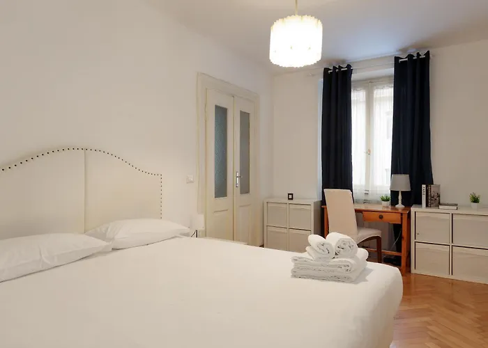 Dimora Rimbaud, Trieste Tra Sogno E Realta *