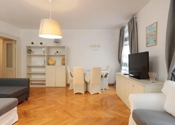 Dimora Rimbaud, Trieste Tra Sogno E Realta Triest